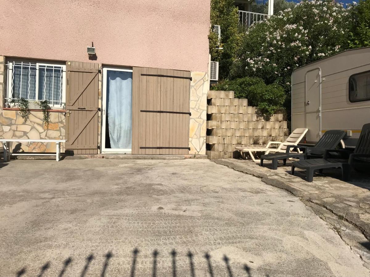 Chambre D Hotes Au Coeur Des Oliviers Marseille Exteriör bild